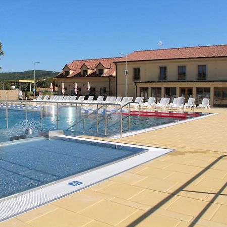 Resort Rybnicek Blatnice pod Svatym Antoninkem エクステリア 写真